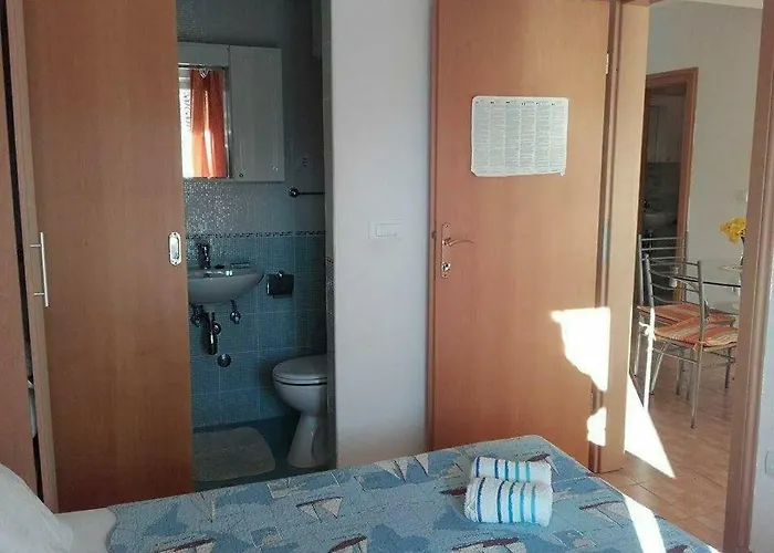 Apartment Jela Makarska