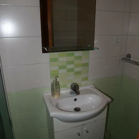 Apartment Jela
